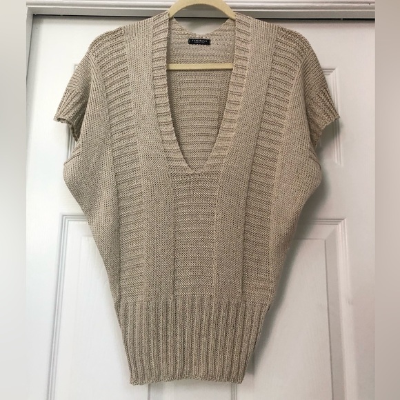 Motivi V-Neck Metallic Gold Weave Knit Shimmery Top - Picture 7 of 16
